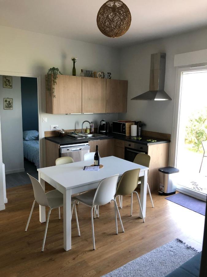 Petit De Javernieres Rez De Jardin Apartment